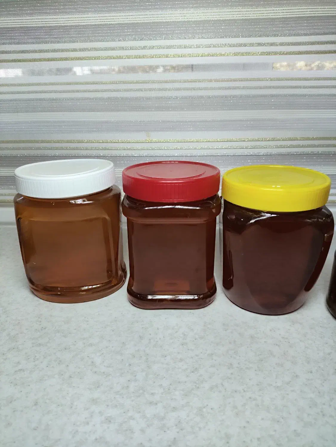 عسل طبیعی|خوردنی و آشامیدنی|هشتگرد, هشتگرد قدیم|دیوار