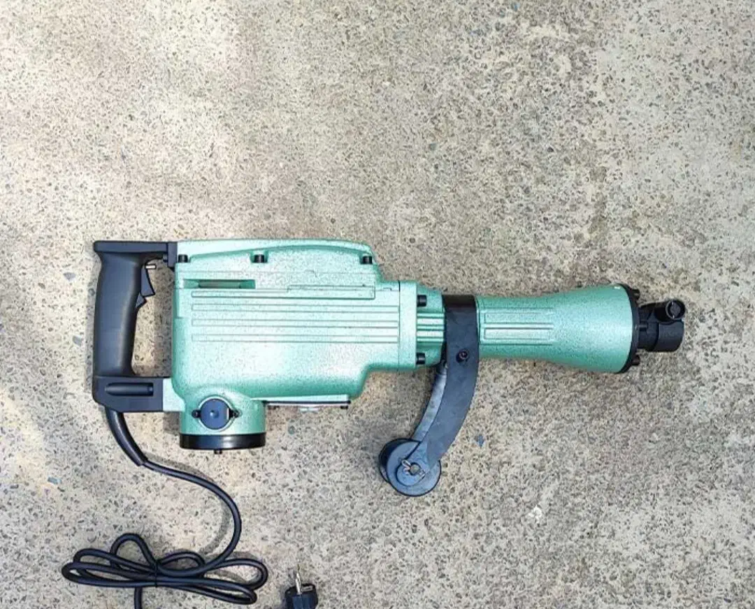 تخریب،بتن کنی ساختمان|خدمات پیشه و مهارت|بستان آباد, |دیوار