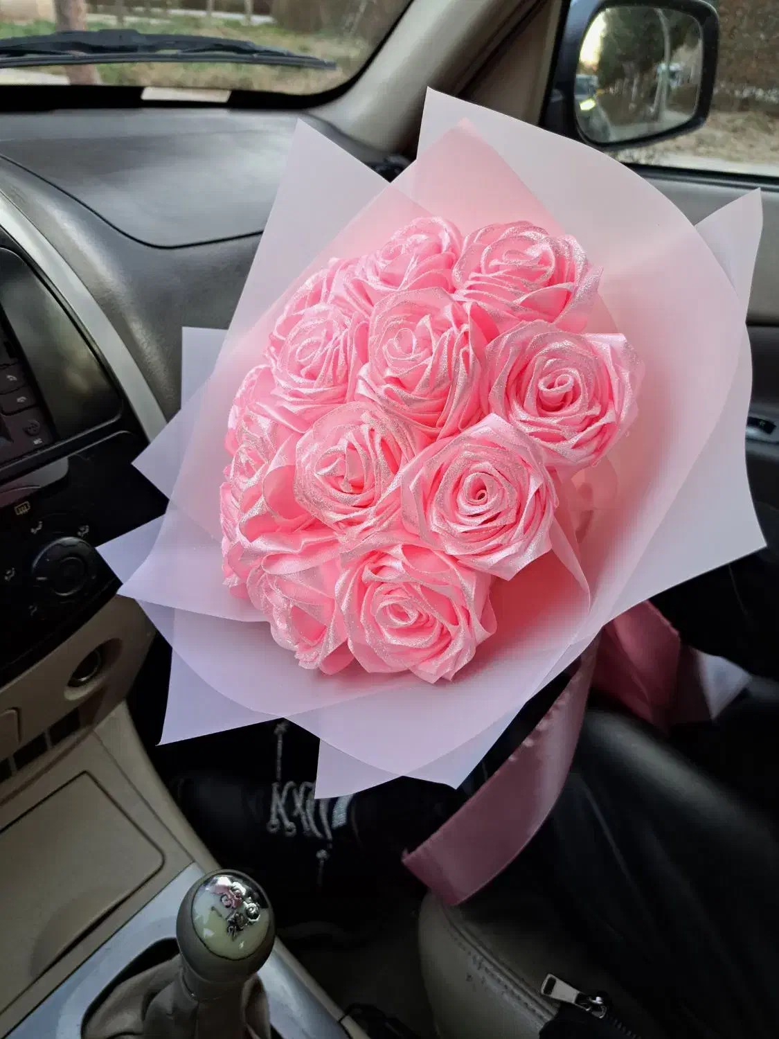 گل های مصنوعی در طرح و رنگ به دلخواه شما عزیزان|گل مصنوعی|قم, هفت تیر|دیوار