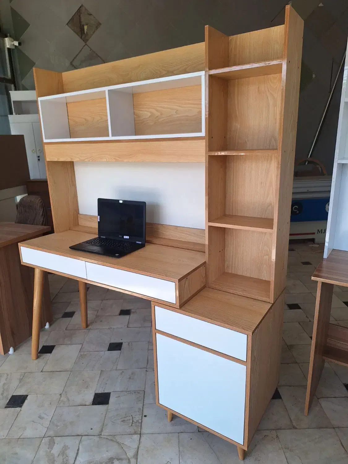 میز تحریر،کامپیوتر،مطالعه،لب تاب|میز تحریر و کامپیوتر|قم, مهر آباد|دیوار