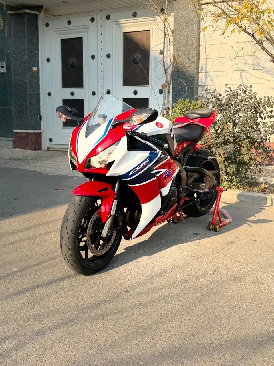 CBR 1000|موتورسیکلت|تهران, استقلال|دیوار