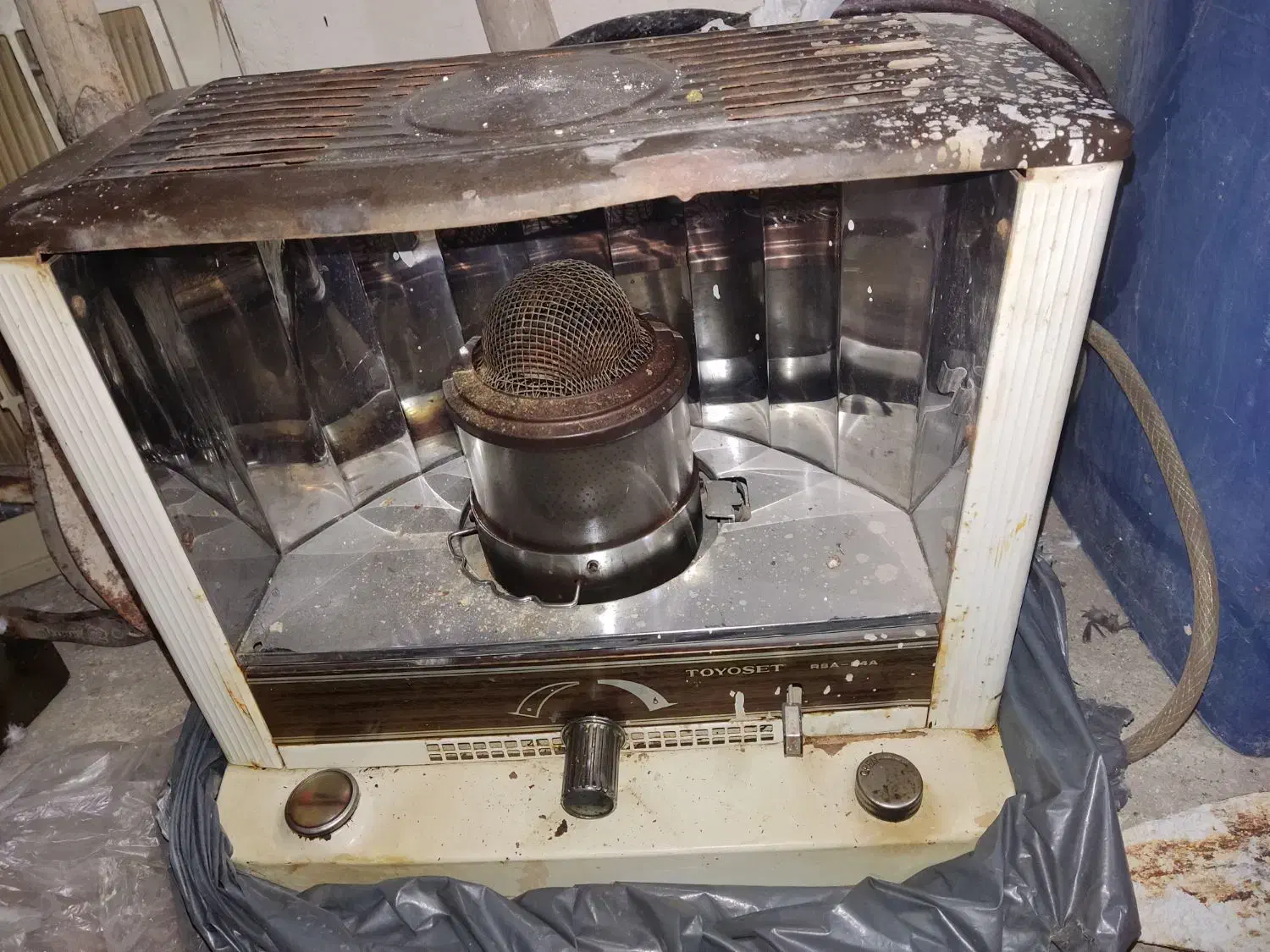 موتور پرده سینما و بخاری نفتی|بخاری، هیتر، شومینه|مسجد سلیمان, |دیوار