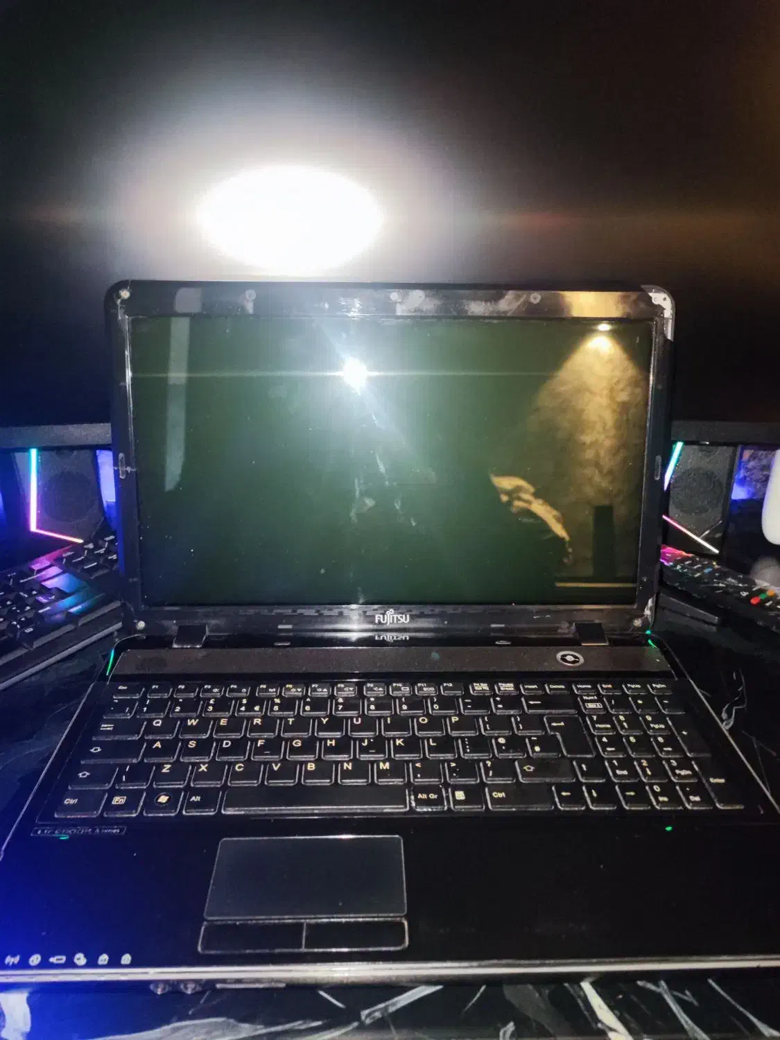 لب تاپ ۱۵.۶ فوجیتسو|رایانه همراه|تنکابن, |دیوار