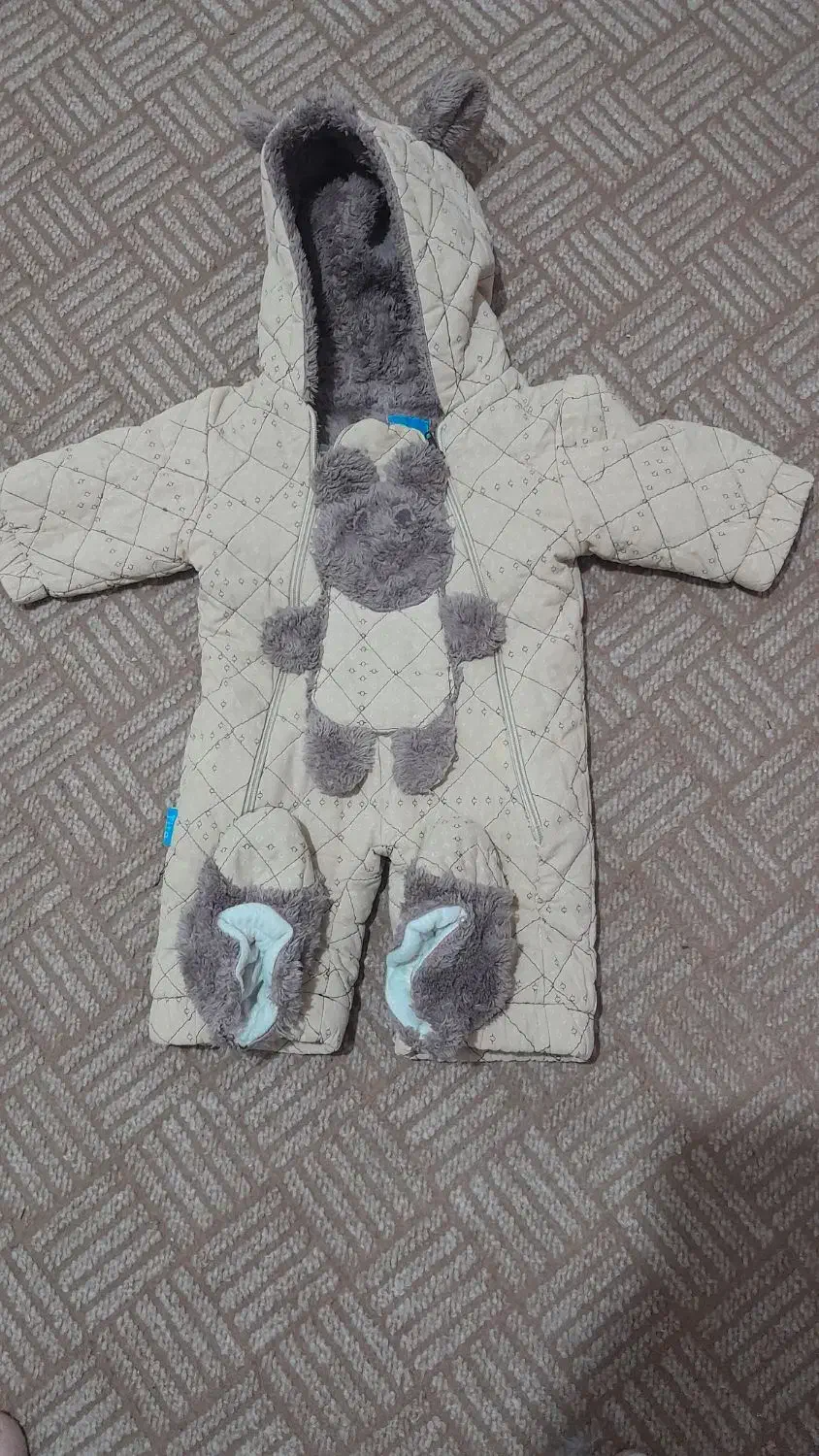 سرهمیه بچگونه|کفش و لباس بچه|پیشوا, |دیوار