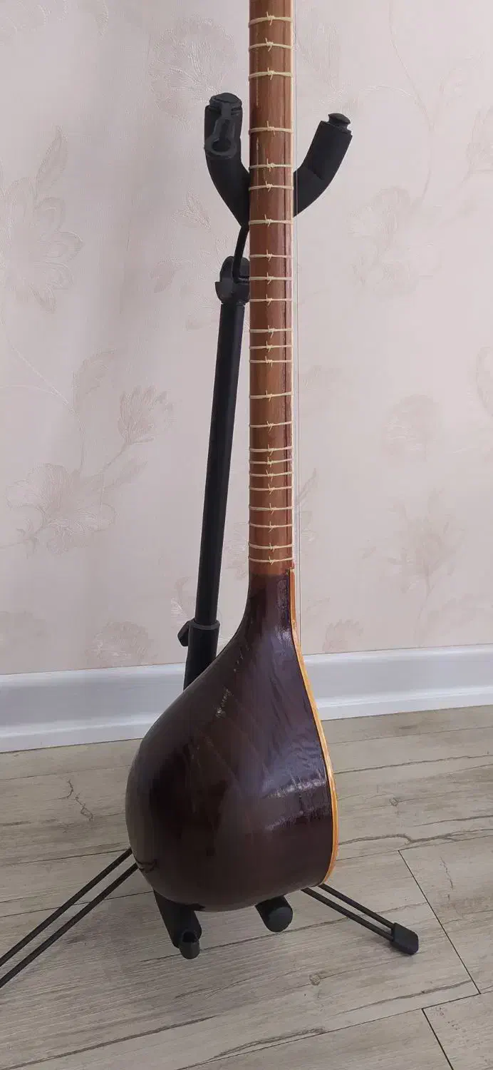 فروش ساز سه تار کاسه یک تیکه نو نو|سازهای سنتی|شهرکرد, |دیوار