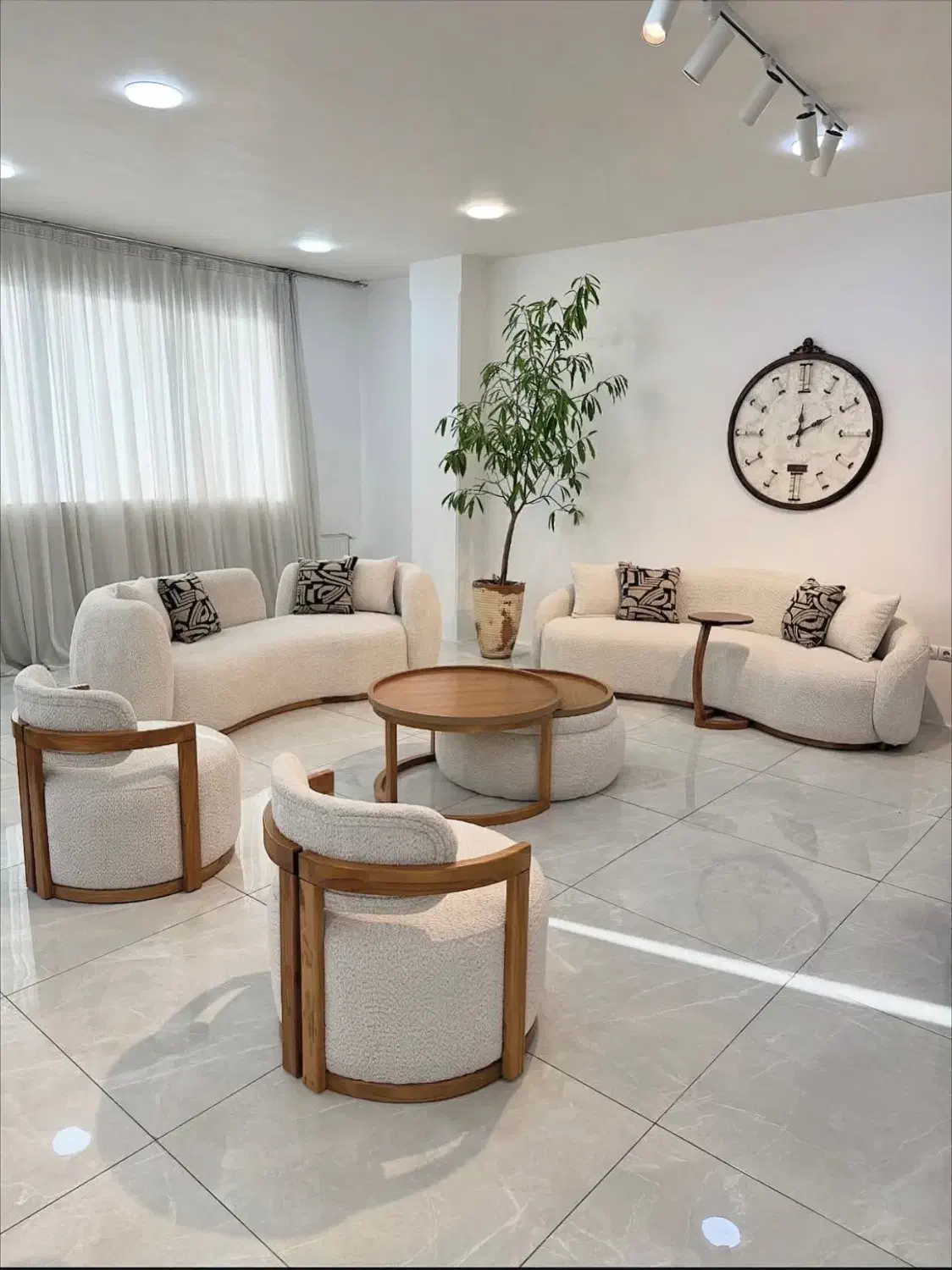 سه نفره و دو نفره یزد مدرن|مبلمان خانگی و میز عسلی|یزد, |دیوار