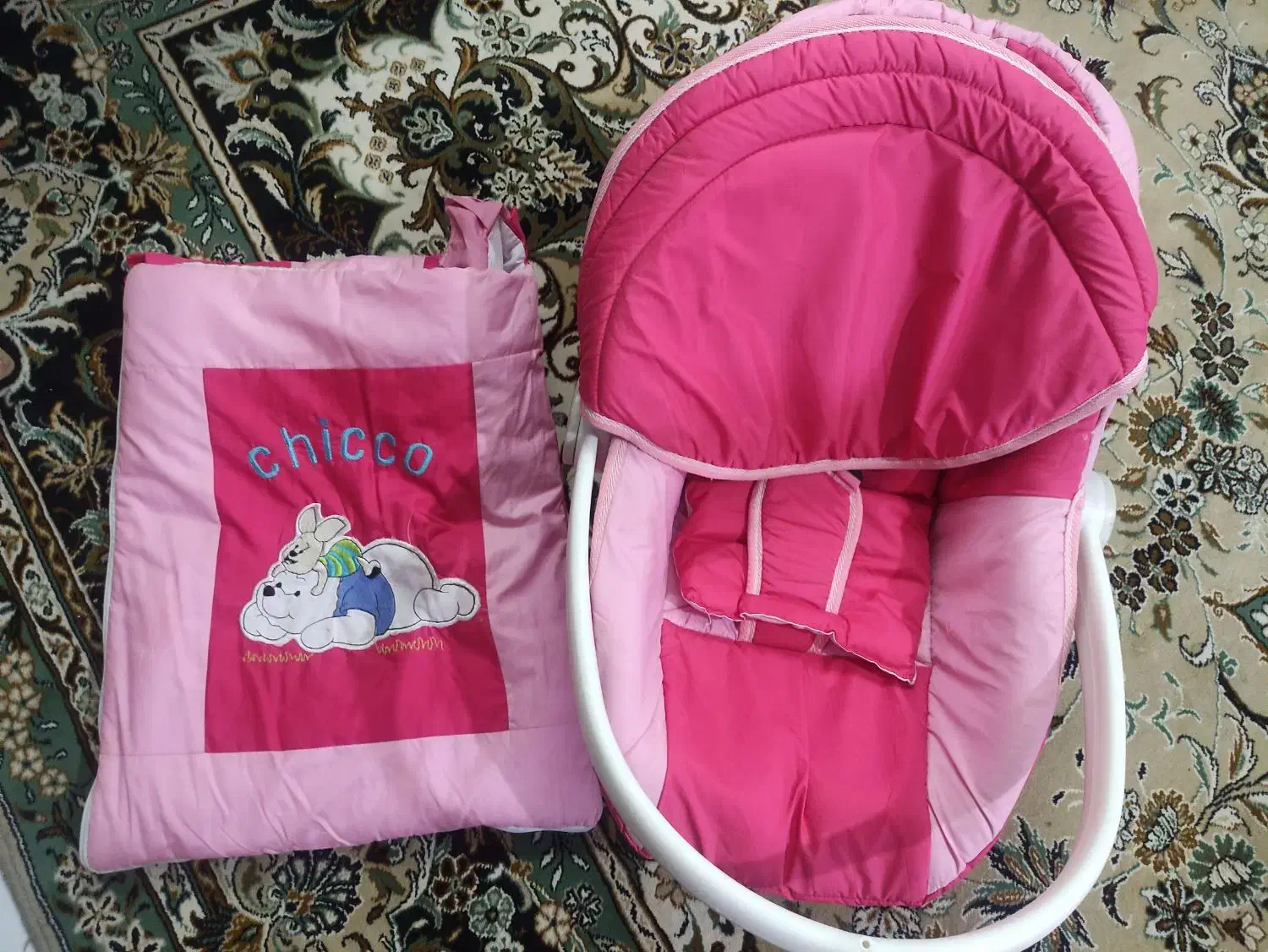 کریر و قنداق بچه|اسباب و اثاث بچه|چهارباغ, |دیوار