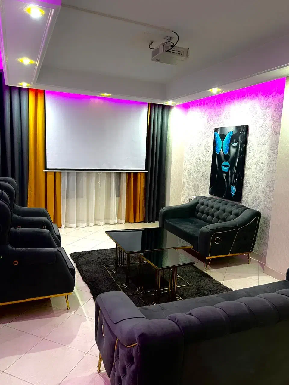 واحد مبله تک خواب و دوخواب در دریاچه|اجارهٔ کوتاه‌مدت آپارتمان و سوئیت|تهران, گلستان (شهرک راه آهن)|دیوار