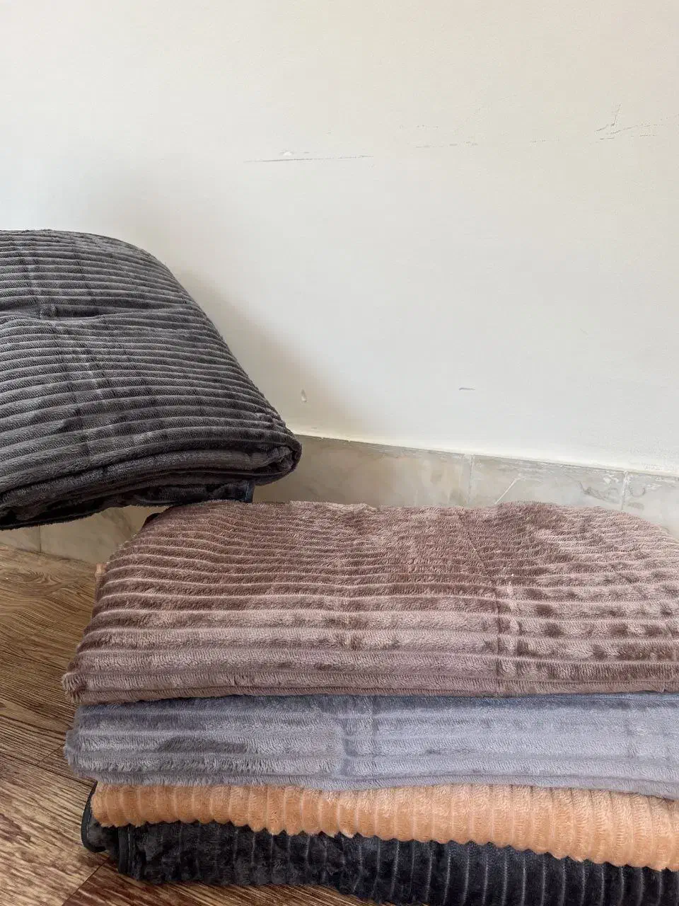 پتوی ژلهای آکسارای|رختخواب، بالش، پتو|تهران, عبدلآباد|دیوار