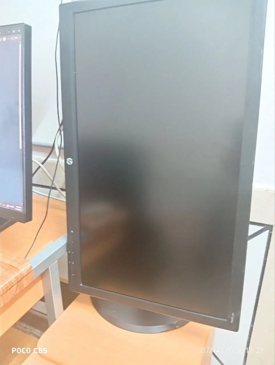 HP v241p|رایانه رومیزی|کازرون, |دیوار