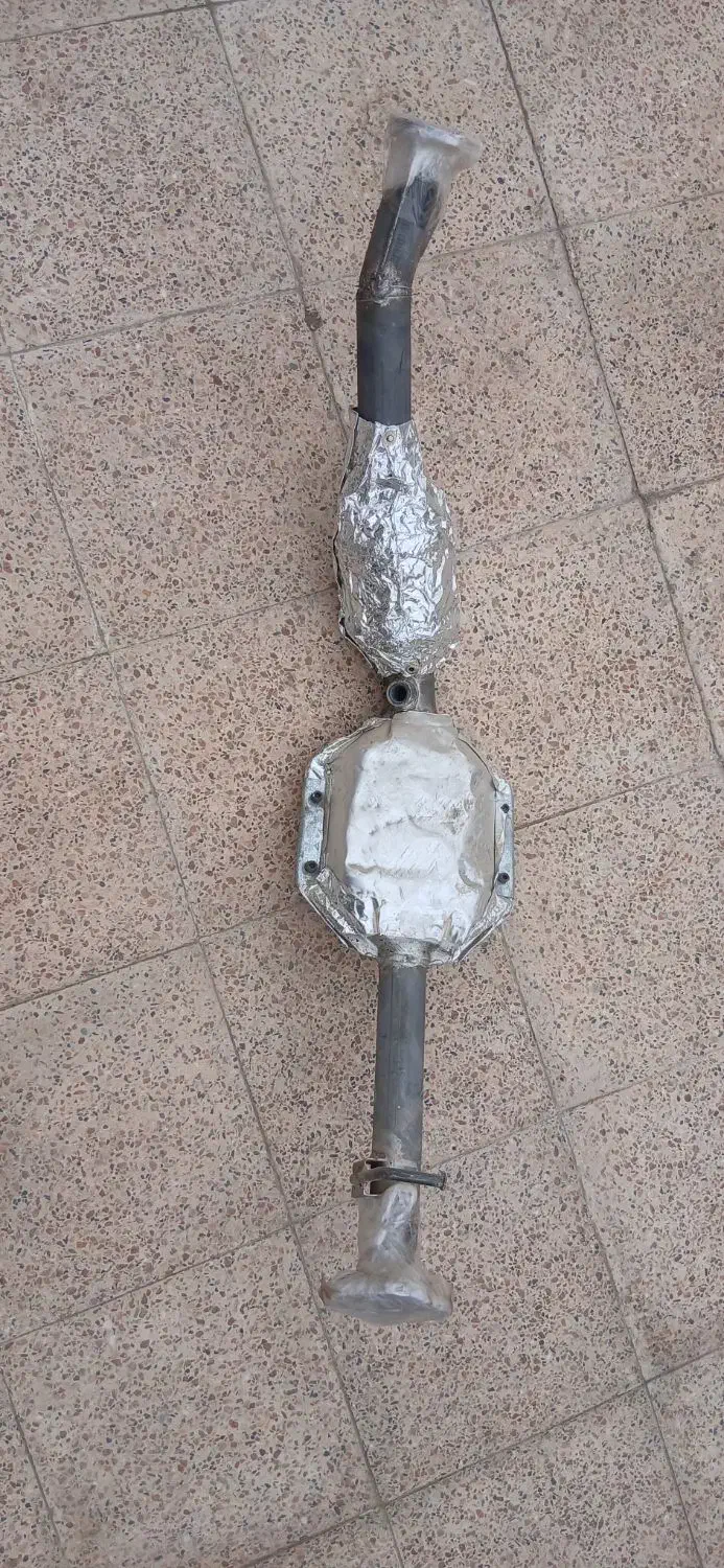 کاتالیزور اگزوز و گارد عقب نیسان|قطعات یدکی و لوازم جانبی|قم, ولیعصر|دیوار