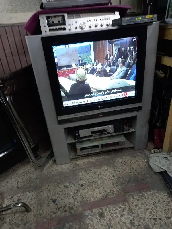 تلویزیون ال جی دارای ویدئو|تلویزیون و پروژکتور|تبریز, |دیوار