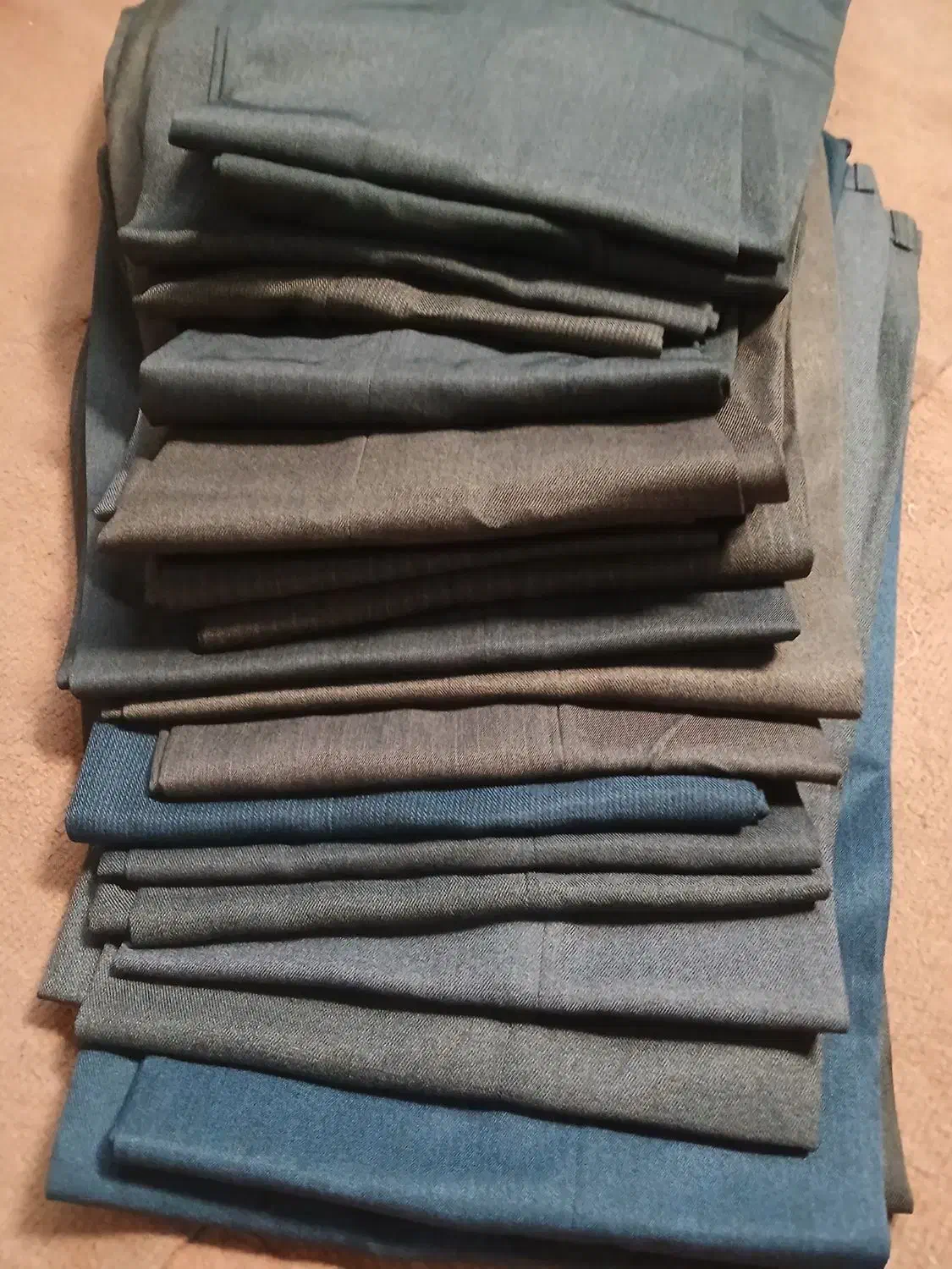 شلوار پارچه ای مردانه سایز ۴۴ تا ۵۸ دارد|لباس|تهران, شهرک ولیعصر جنوبی|دیوار