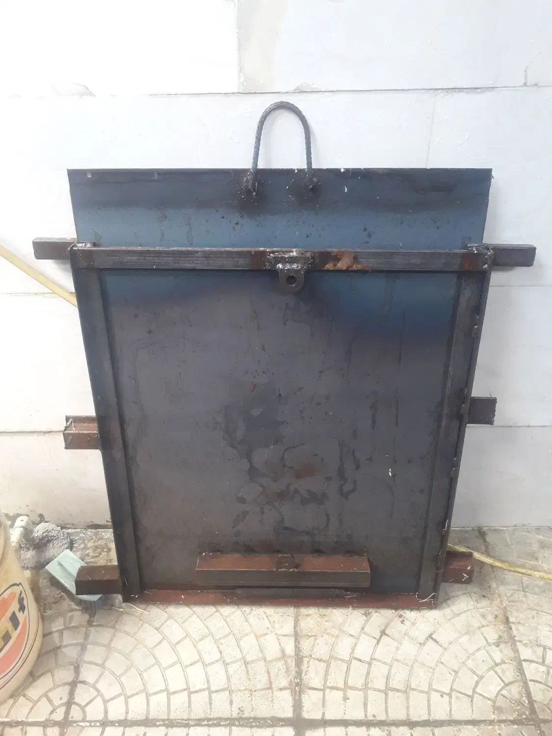 دریچه آب کشاورزی|مصالح و تجهیزات ساختمان|صحنه, |دیوار