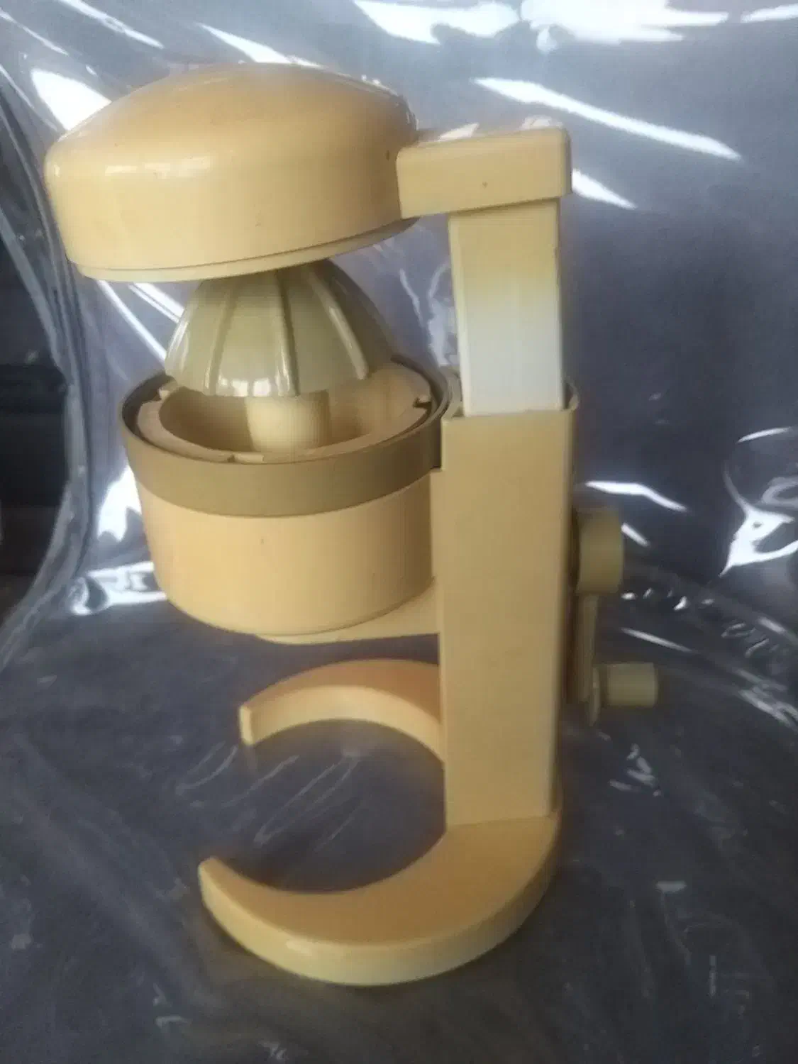 آبمیوه گیری دستی رایگان|آبمیوه‌گیر و آب‌مرکبات‌گیر|کرج, عظیمیه|دیوار