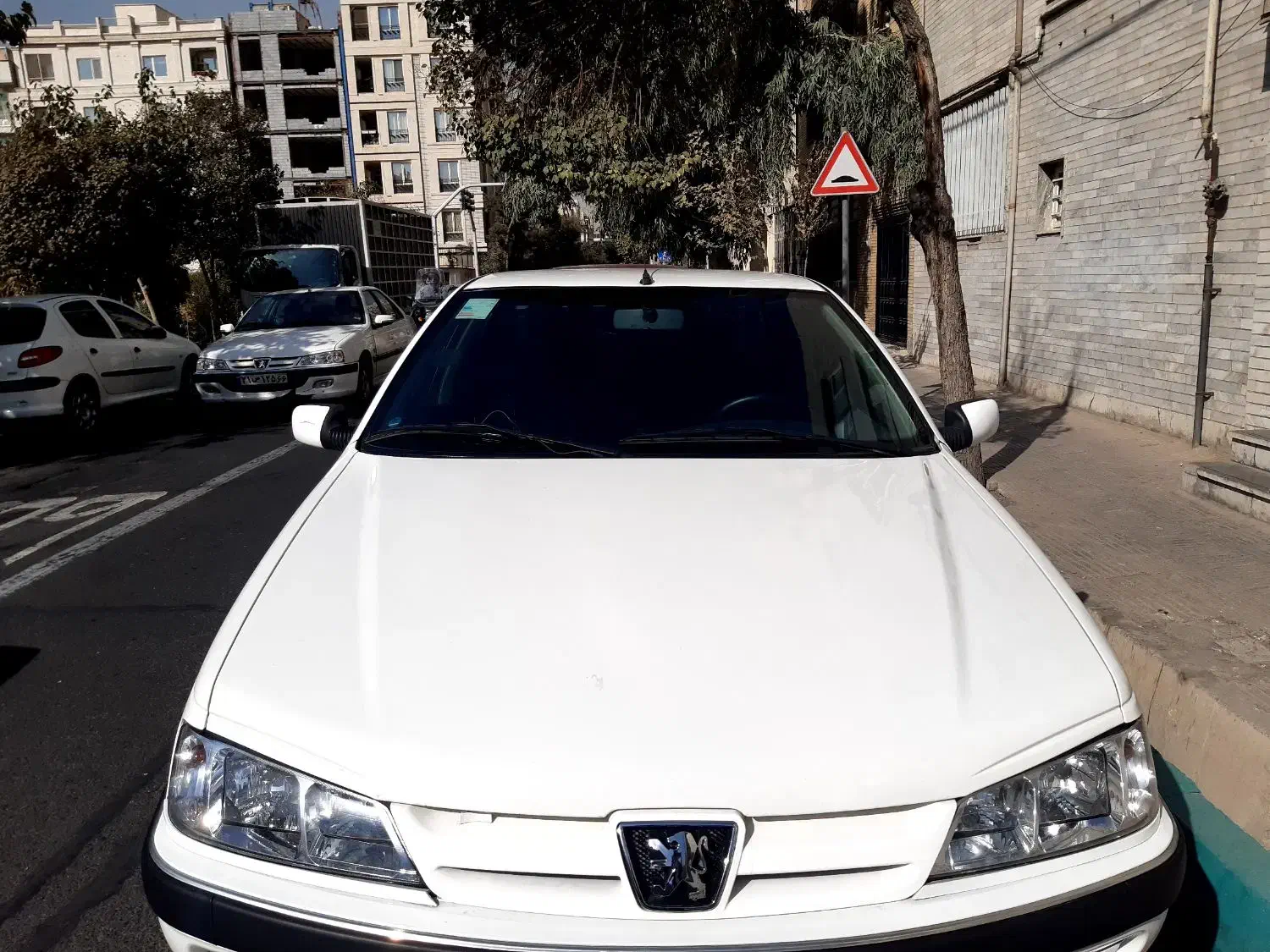 پژو پارس سفید|خودرو سواری و وانت|تهران, آشتیانی|دیوار