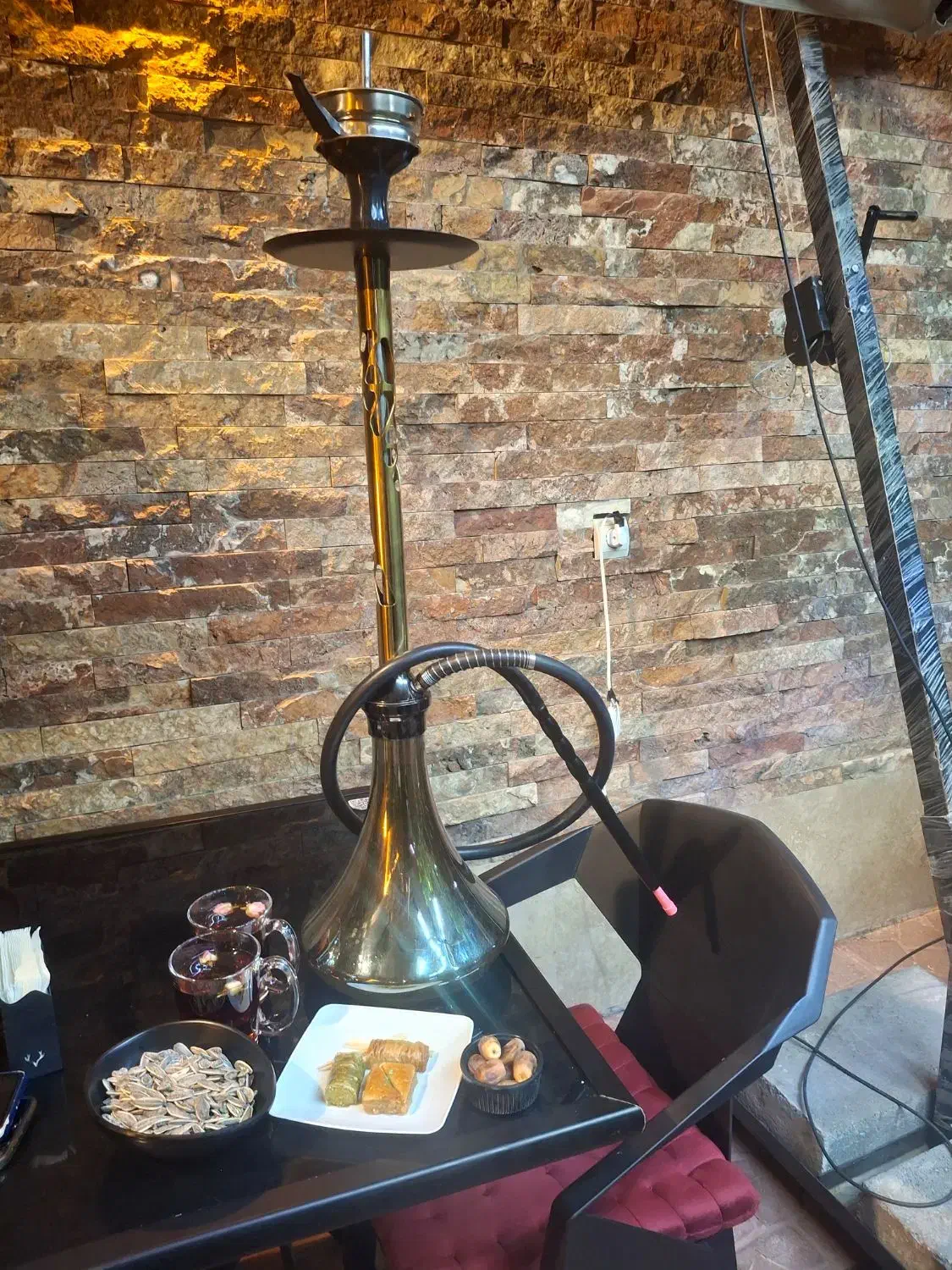 میز مربع تاشو شیشه ای طرح‌نگین|میز و صندلی غذاخوری|پردیس, شهرک صنعتی کمرد|دیوار