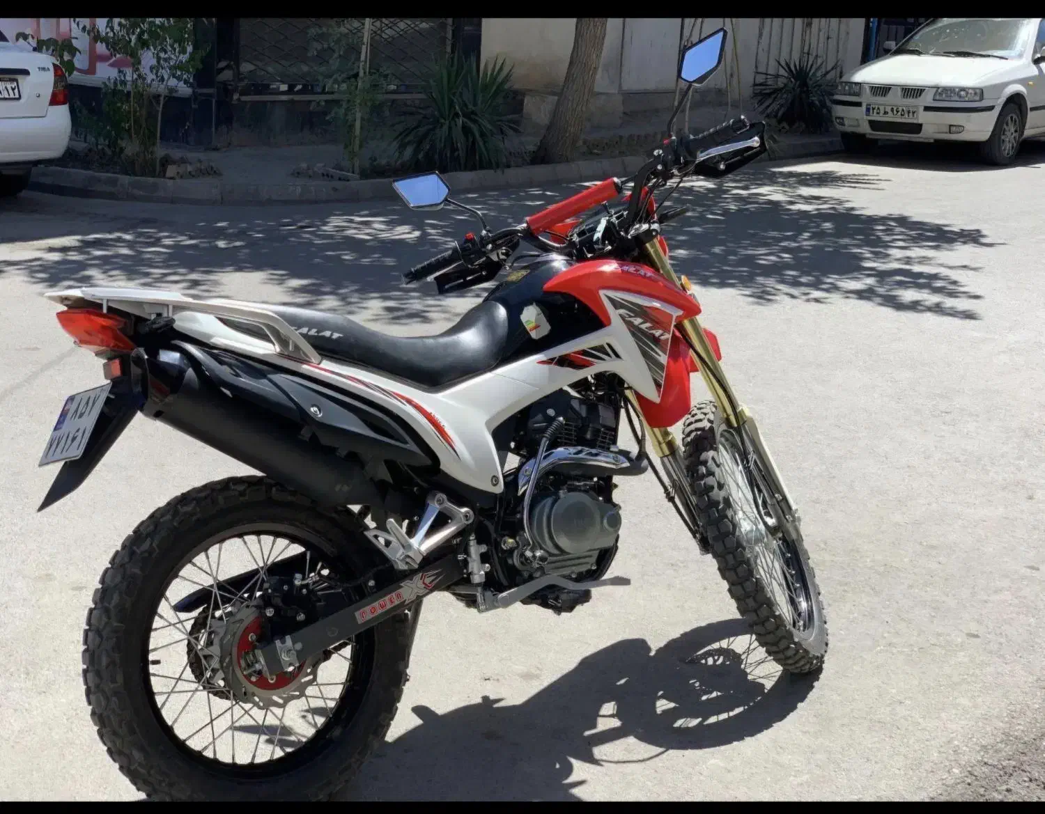 فلات ۲۰۰|موتورسیکلت|مشهد, فرهنگیان (شهرک غرب)|دیوار