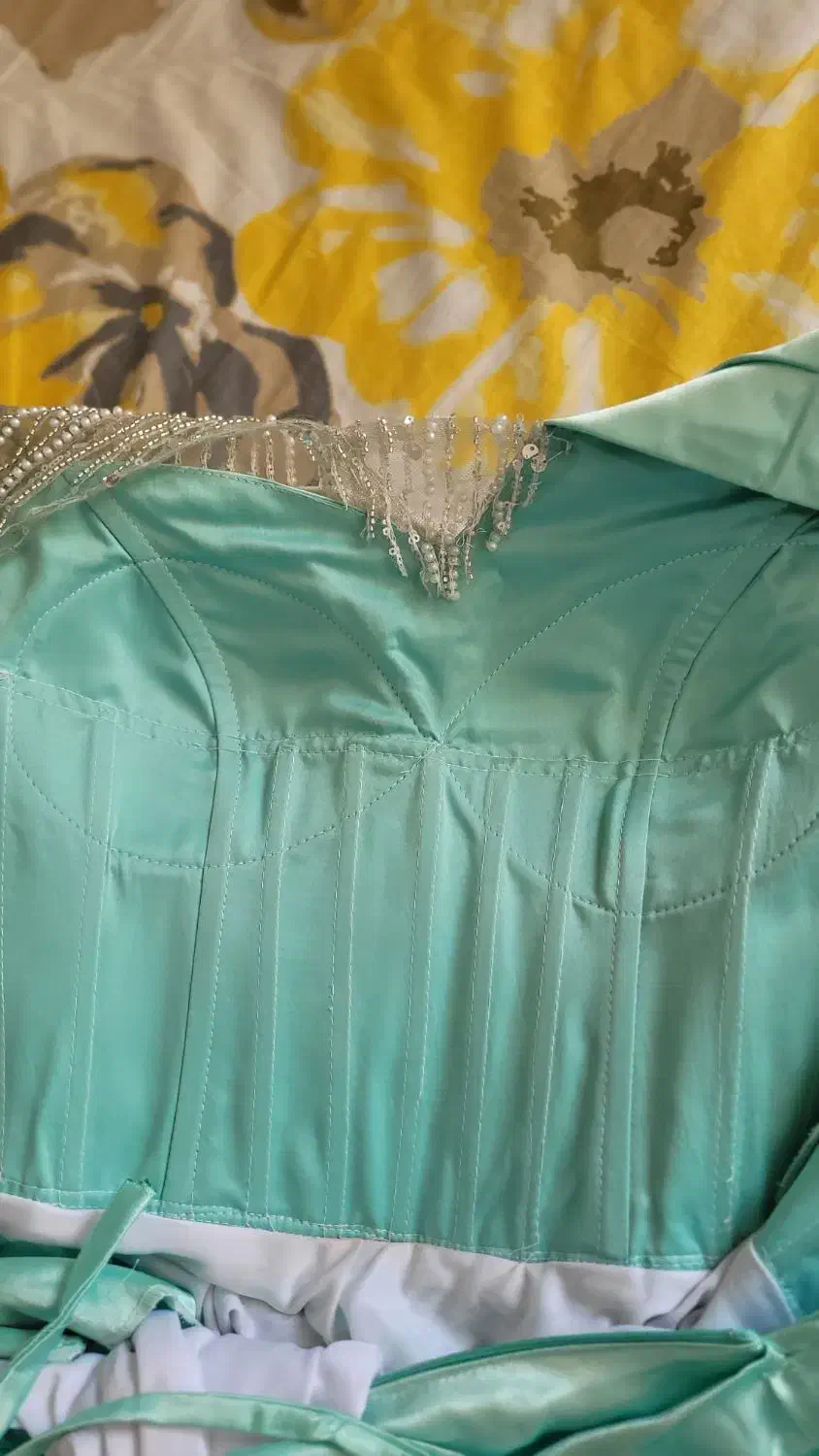 پیراهن مجلسی گندوزی شده|لباس|شهریار, شهریار|دیوار