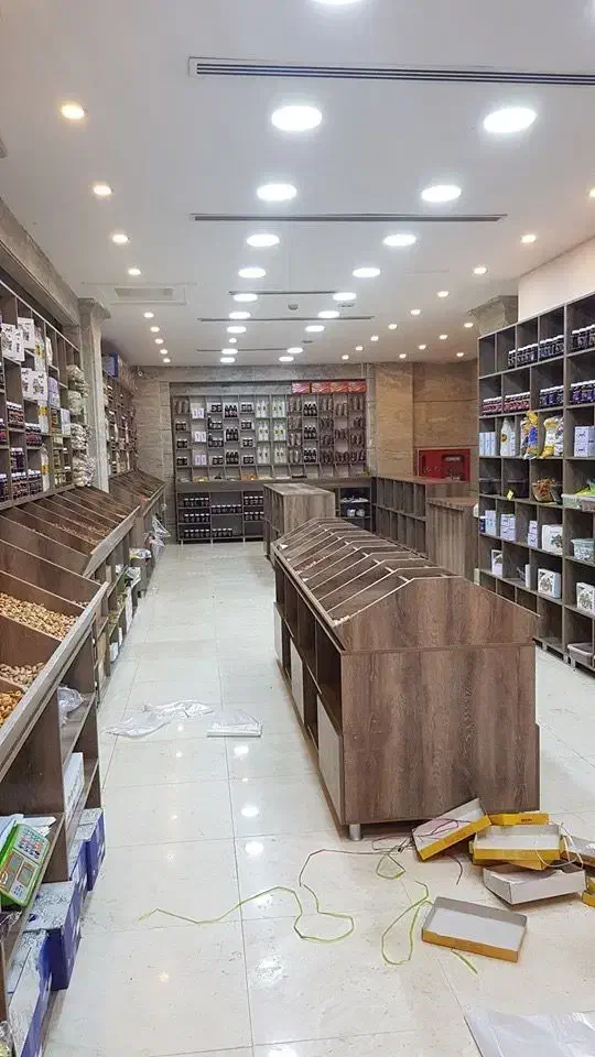 مغازه 120متــر / بر رینگ اصلی / لوکیشن قوی|اجارهٔ مغازه و غرفه|بروجرد, |دیوار