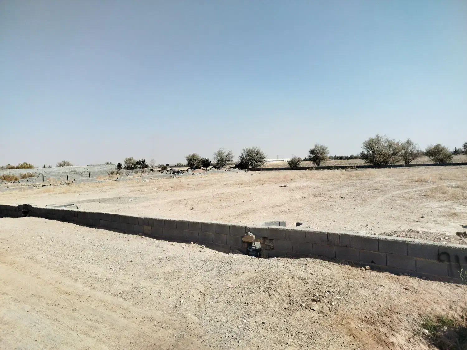 چهار دیواری باغ اتوبان فرودگاه|فروش زمین و ملک کلنگی|اصفهان, قهجاورستان|دیوار