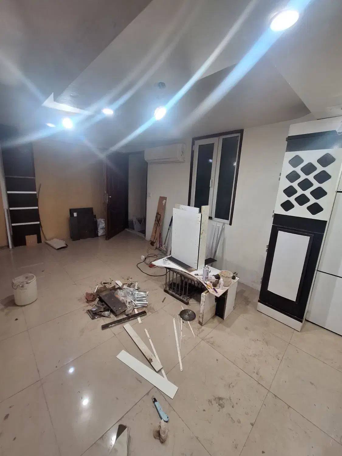 ۴۰ متری /فول بازسازی/پارکینگ مسکونی/لوکیشن عالی