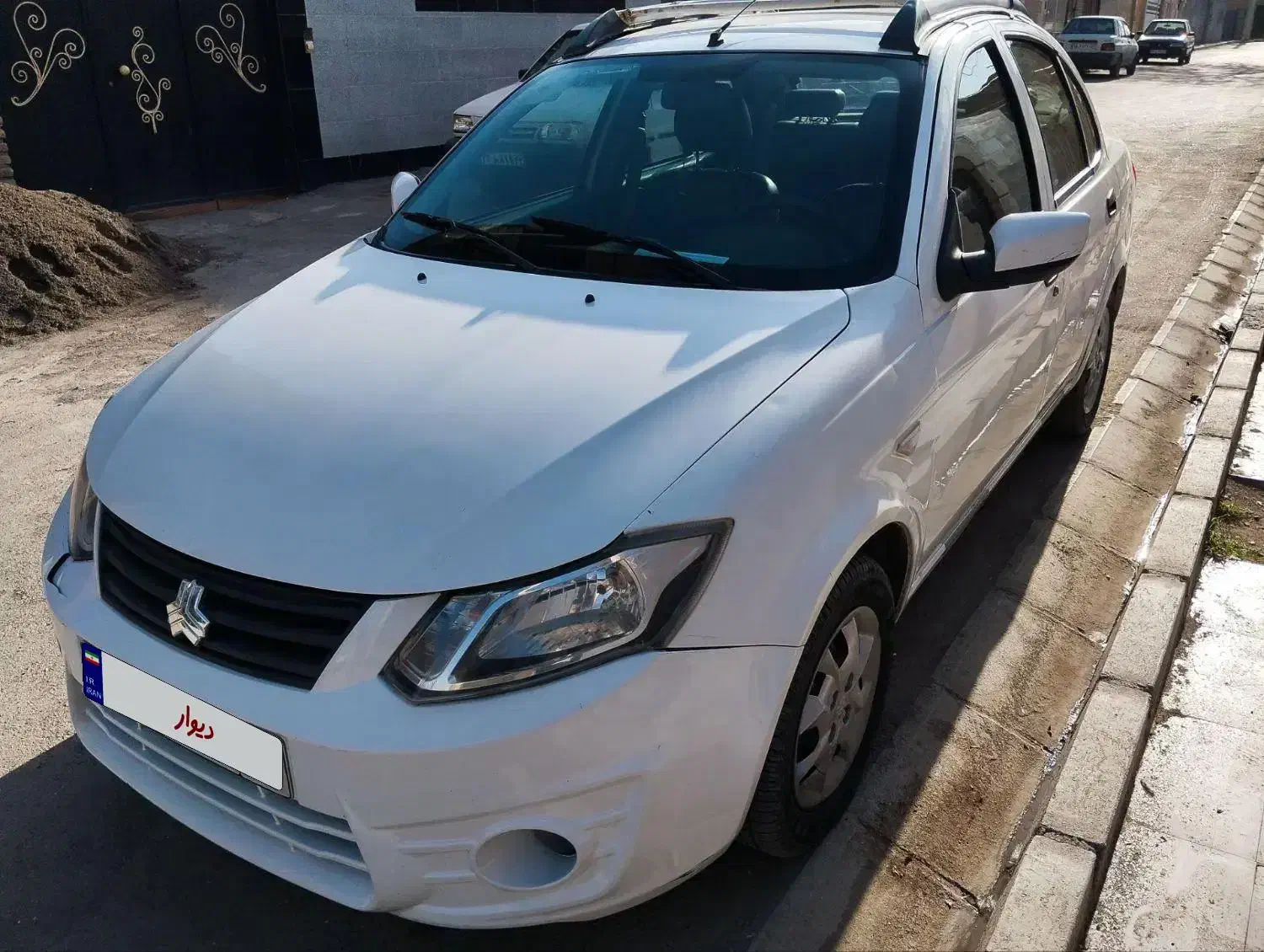 ساینا s 98|خودرو سواری و وانت|مشهد, چهاربرج|دیوار