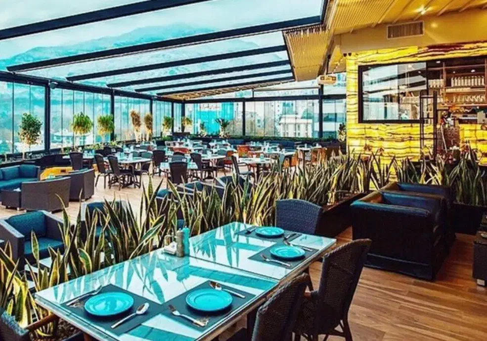 فرشته ۵۹۰ متر مغازه بر اصلی پاخور بینظیر|اجارهٔ مغازه و غرفه|تهران, الهیه|دیوار