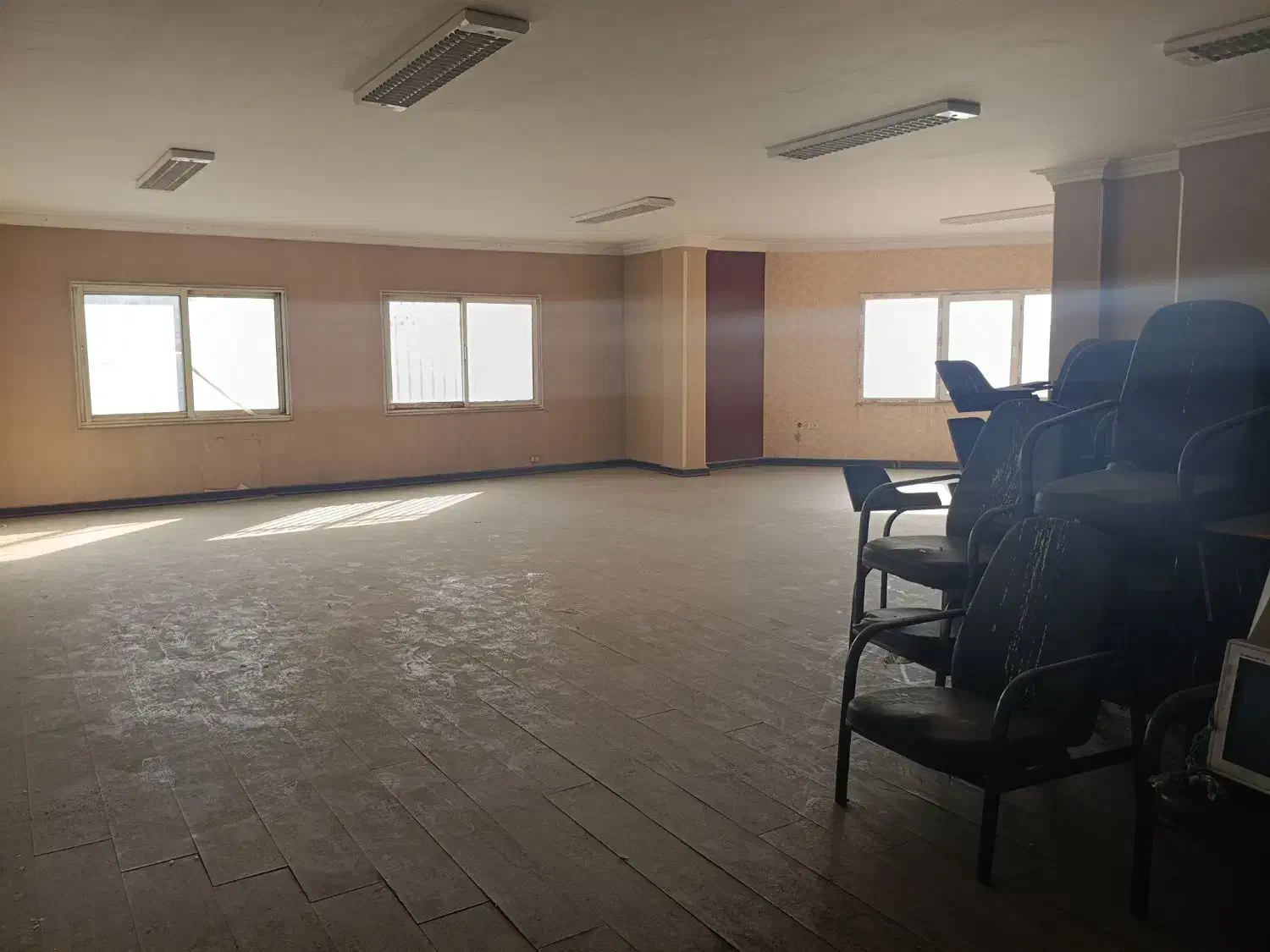 745متری سند اداری نور و رویا/ تابلوخور سه نبش|فروش دفتر کار، اتاق اداری، مطب|تهران, توحید|دیوار