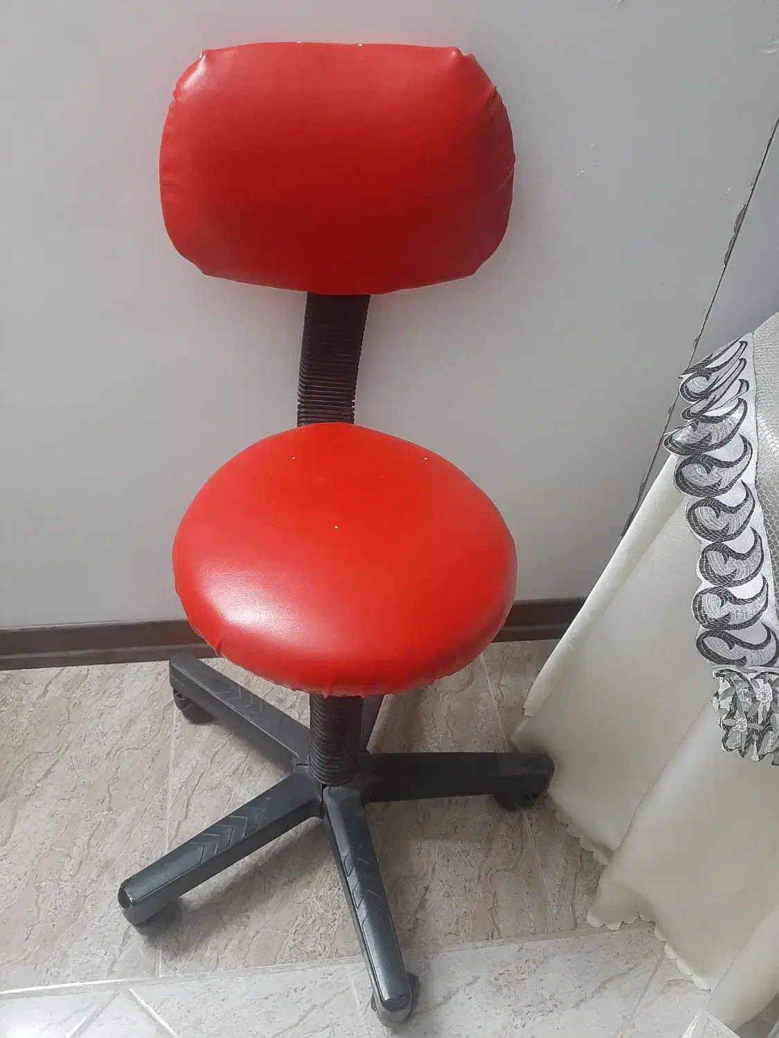 قابلمه وصدلی|ظروف پخت‌وپز|پاکدشت, پاکدشت (مامازند)|دیوار