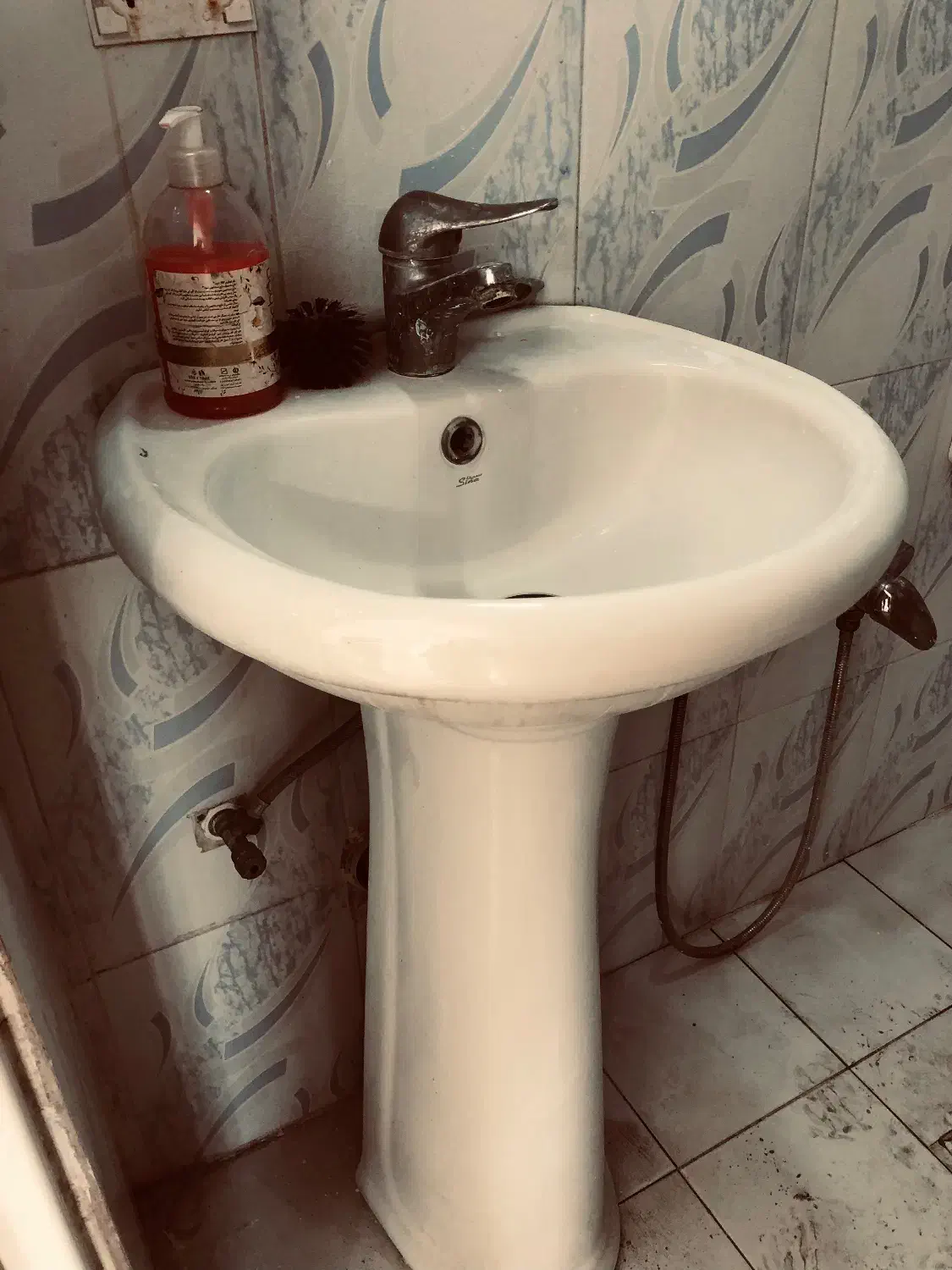 سنگ دسشویی|لوازم سرویس بهداشتی|قزوین, |دیوار