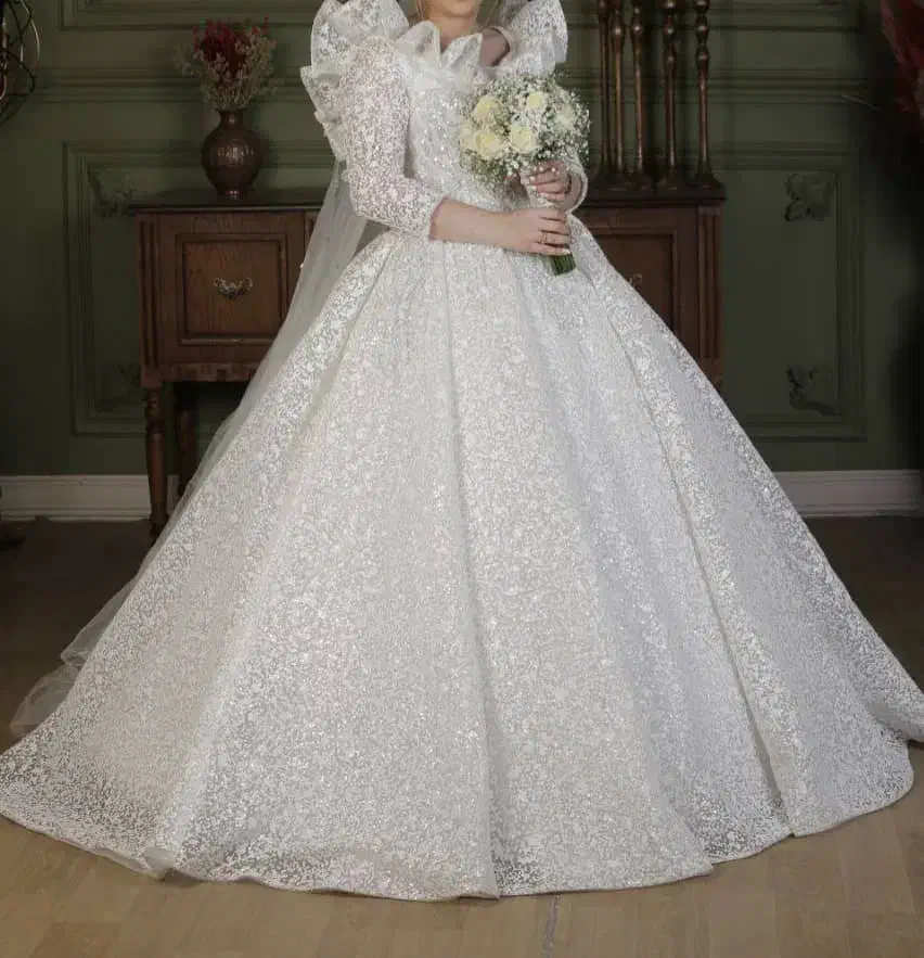 لباس عروس نونو فقط یکبار استفاده شده  ( 6 میلیون)|لباس|آمل, |دیوار