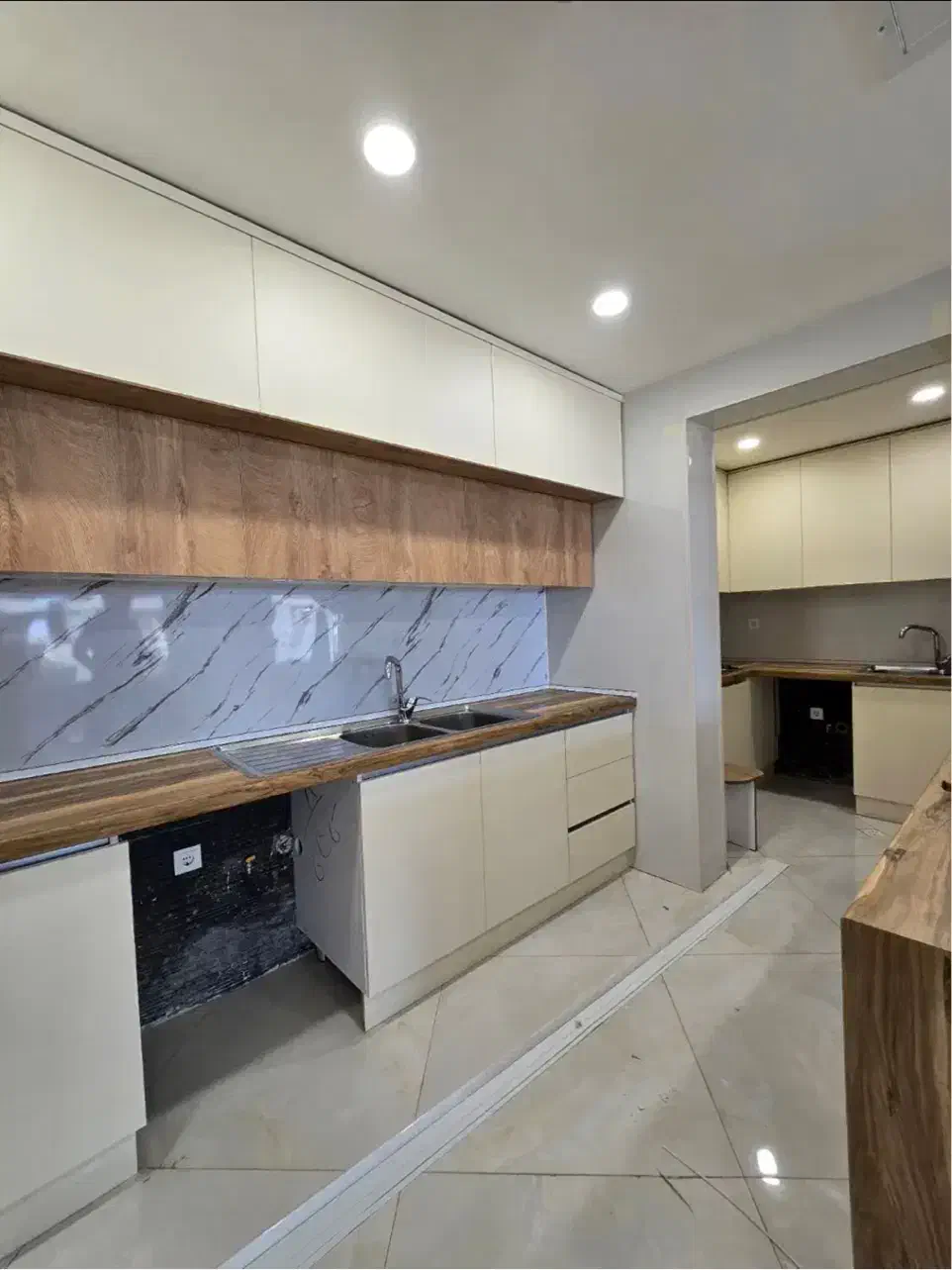 بسیار مجلل و اعیانی/۲۱۳متر/فول امکانات|اجارهٔ آپارتمان|کاشان, امیرکبیر|دیوار