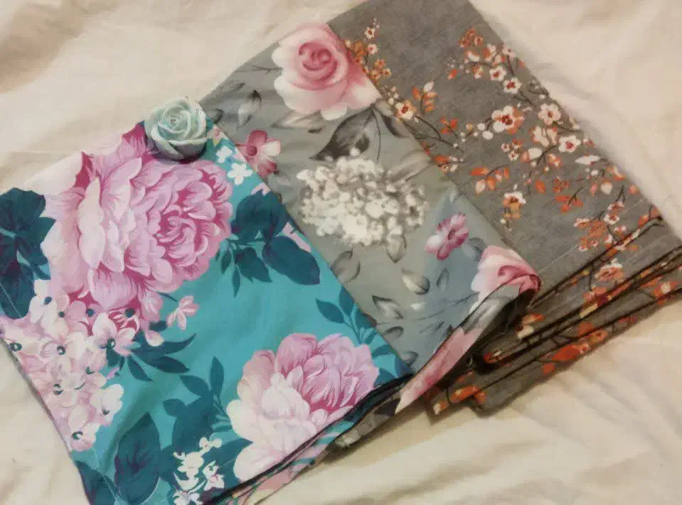 تشک|رختخواب، بالش، پتو|اصفهان, دستگرده|دیوار