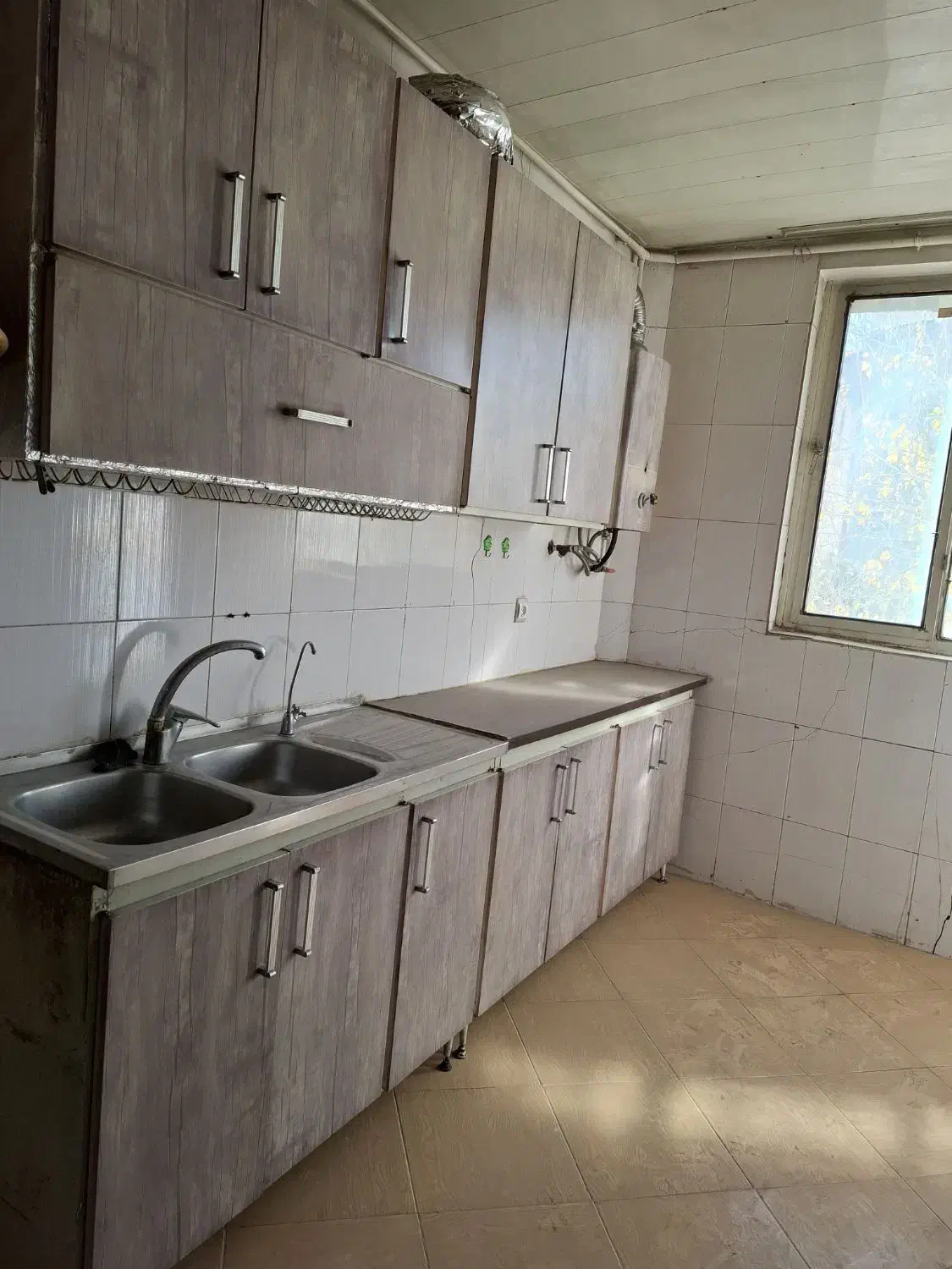 ۹۰متردربست دوخواب ولیعصر|اجارهٔ خانه و ویلا|ساوه, |دیوار