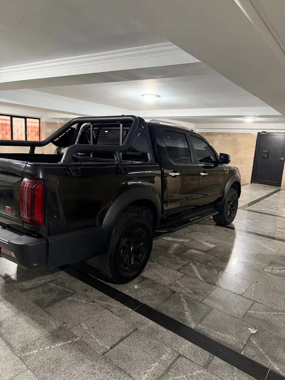 KmcT9کی ام سی|خودرو سواری و وانت|تهران, باشگاه نفت|دیوار