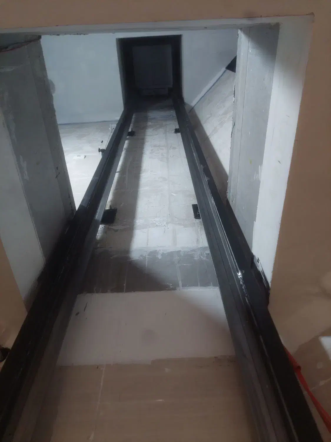 بالابر برقی چند ایستگاهه|خدمات پیشه و مهارت|تبریز, |دیوار