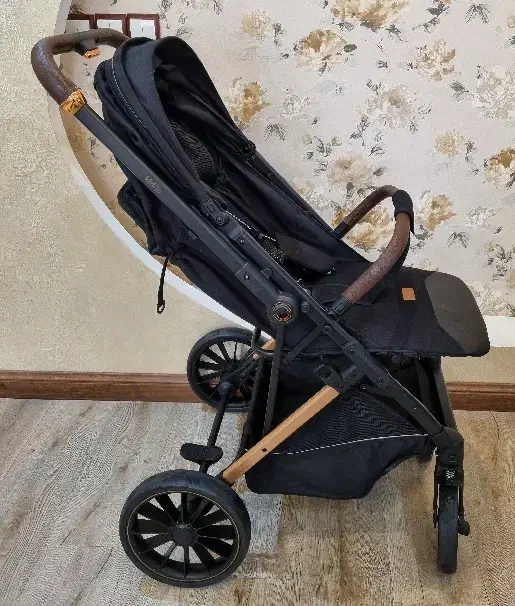 کالسکه چمدانی مسافرتی رو به مادر شو کیدیلو|کالسکه و لوازم جانبی|رشت, معلم|دیوار