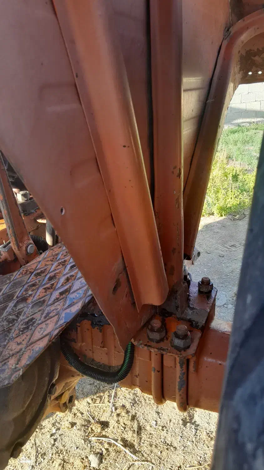 تراکتور|خودرو سنگین|هریس, |دیوار