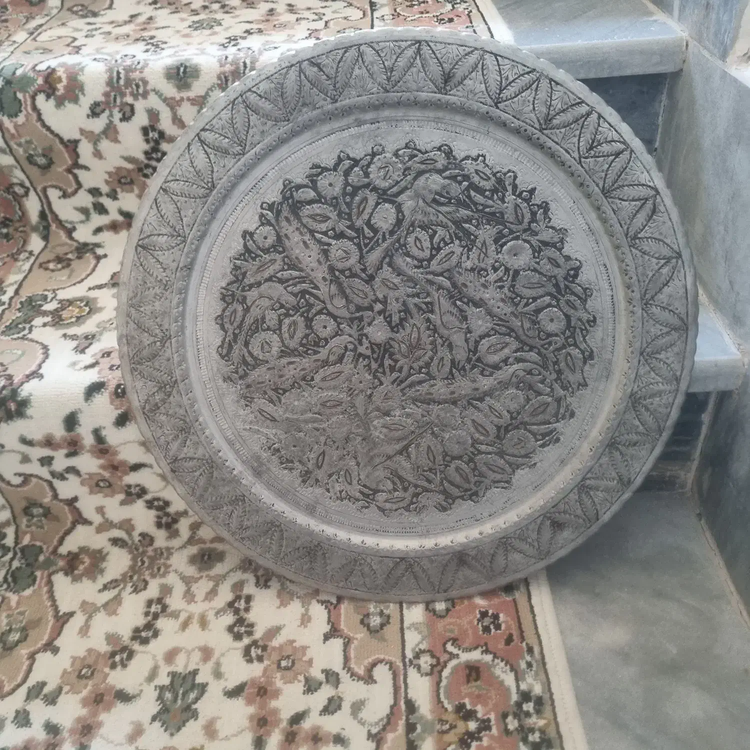 سینی مسی قلم کاری|کلکسیون اشیاء عتیقه|مراغه, |دیوار