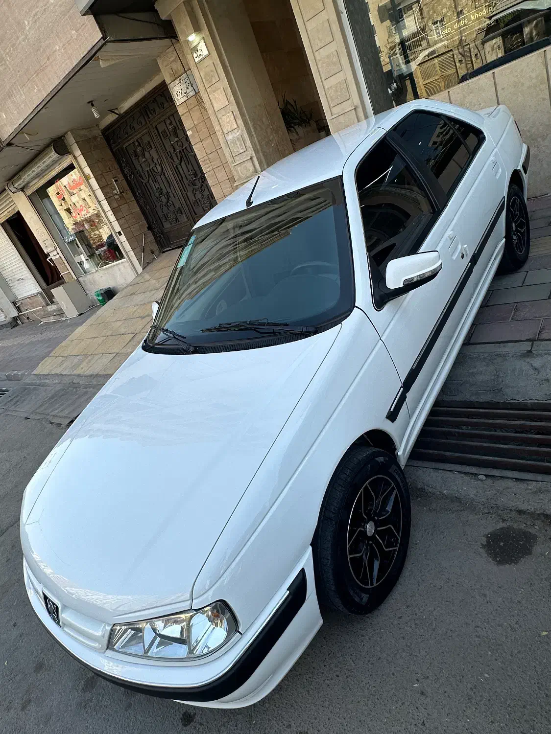 پژو پارس ۴۰۱ نیمه سفارشی|خودرو سواری و وانت|بندرعباس, |دیوار