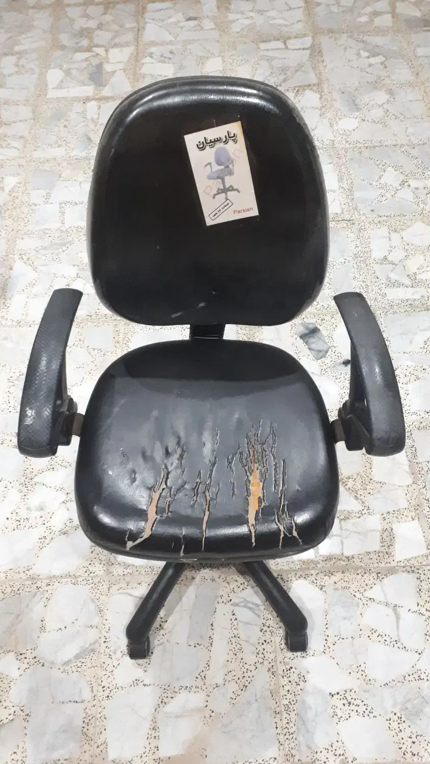 صندلی چرخان اداری|صندلی و نیمکت|رشت, لاکان شهر|دیوار