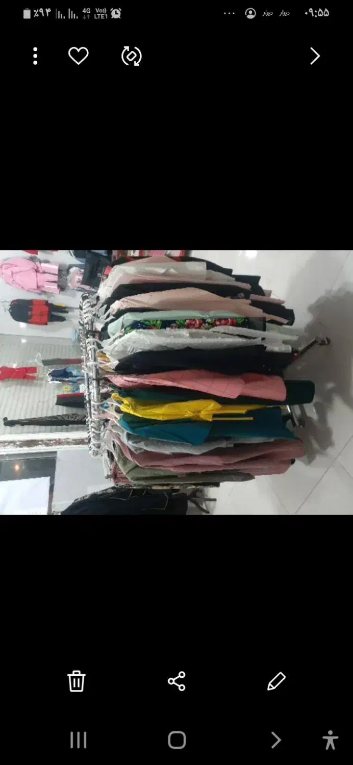 ویترین و رگال چرخشی و تعداد زیاد چوب لباسی|فروشگاه و مغازه|کوهدشت, |دیوار