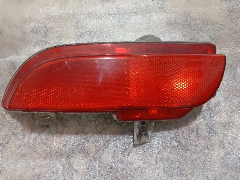 یک عدد مه شکن عقب سمت راست پژو207|قطعات یدکی و لوازم جانبی|قم, هنرستان|دیوار