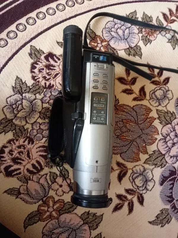 دوربین|دوربین عکاسی و فیلم‌برداری|ملایر, |دیوار