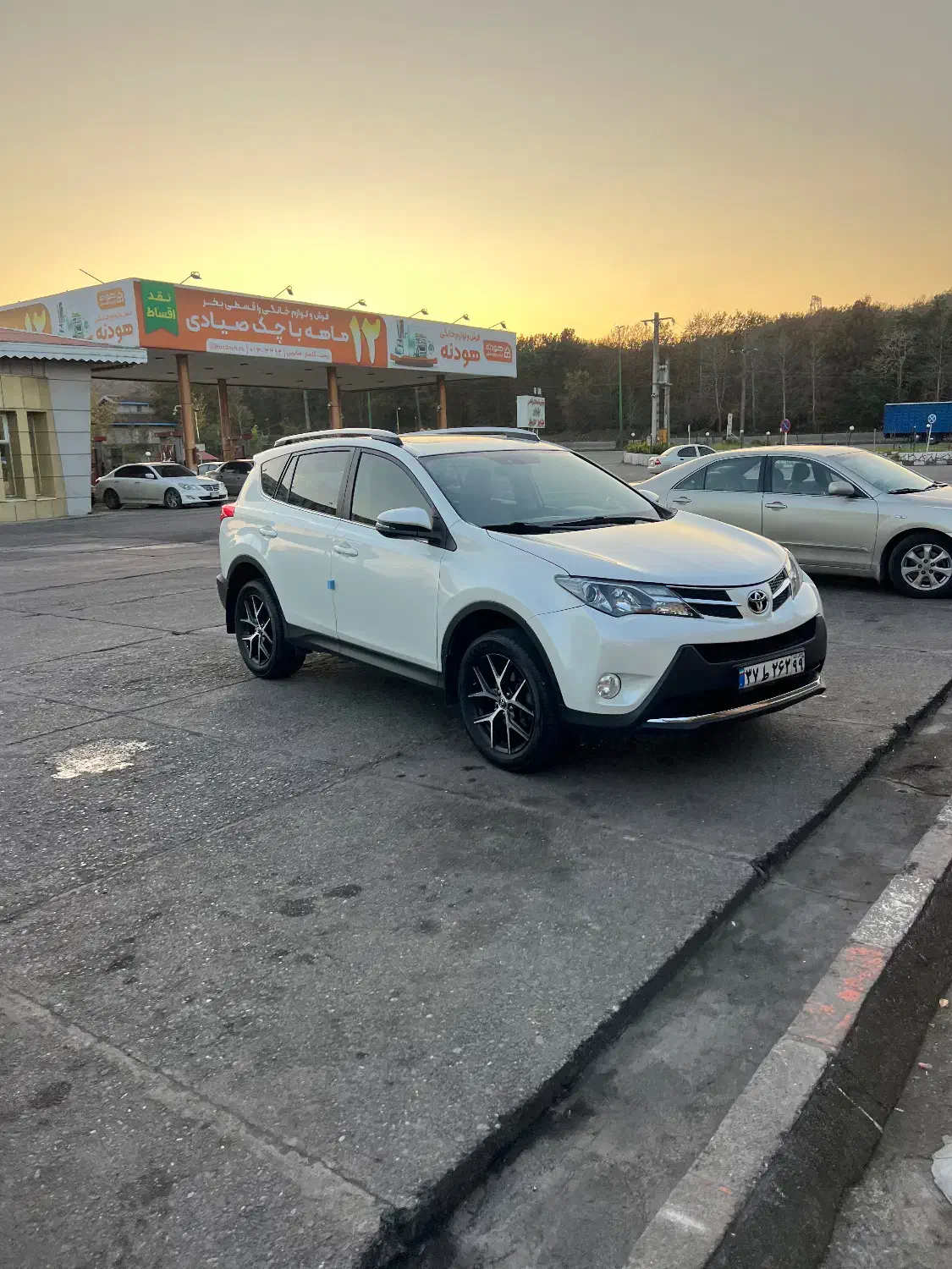 تویوتا رافور2014ترخیص2016|خودرو سواری و وانت|رشت, منظریه|دیوار