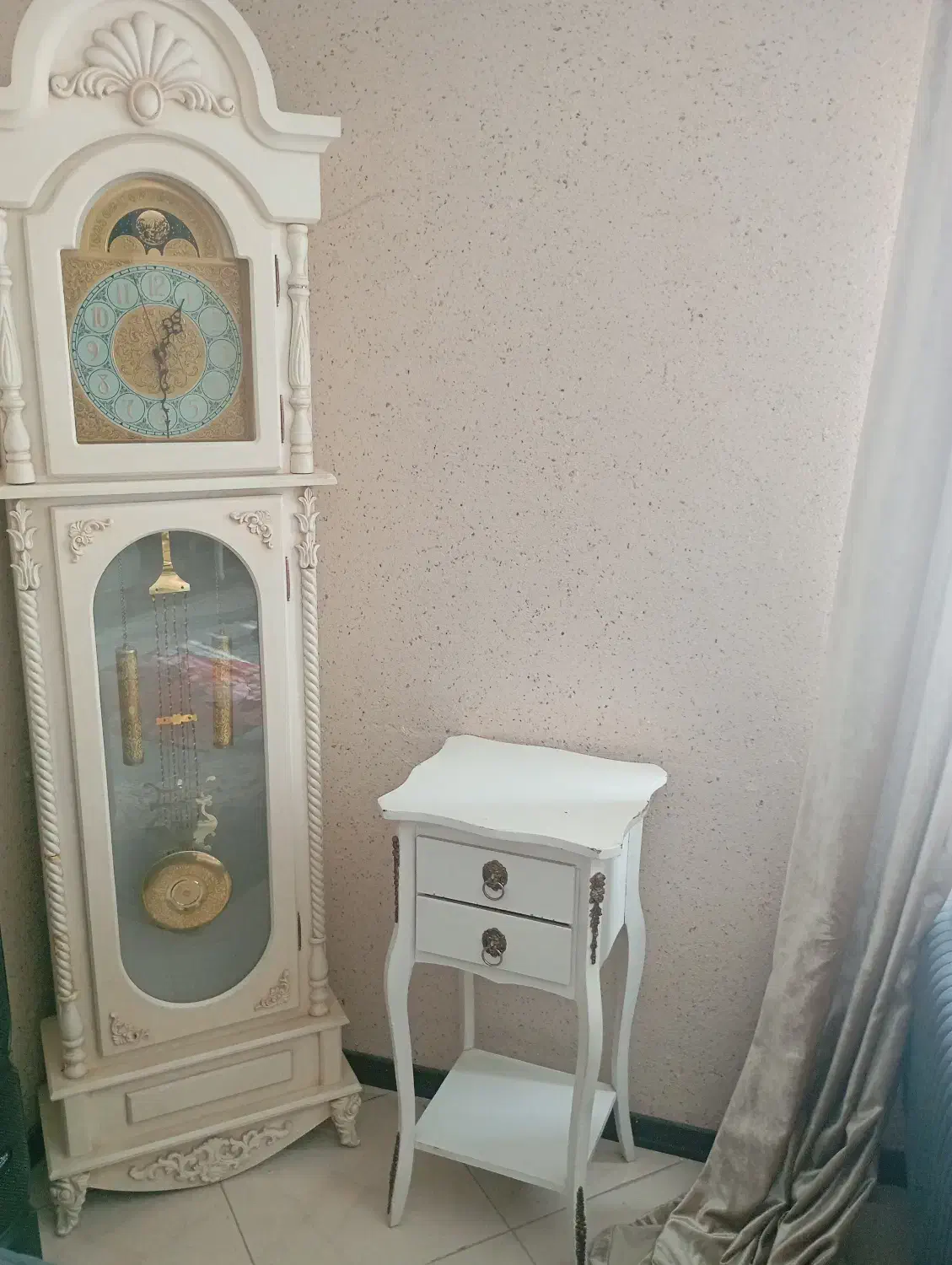 ساعت ایستاده سالم|ساعت دیواری و تزئینی|زرندیه, |دیوار