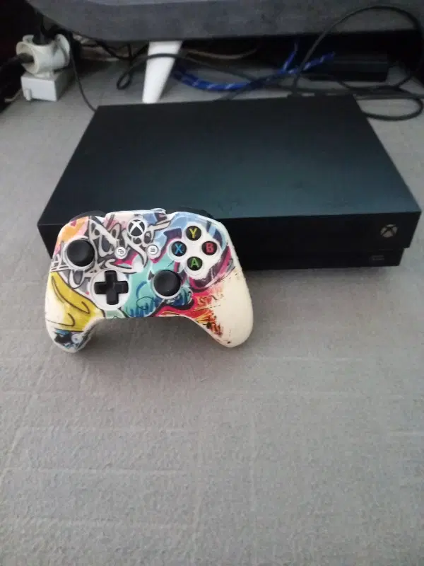 Xbox One X|کنسول، بازی ویدئویی و آنلاین|مرودشت, زنگی آباد|دیوار