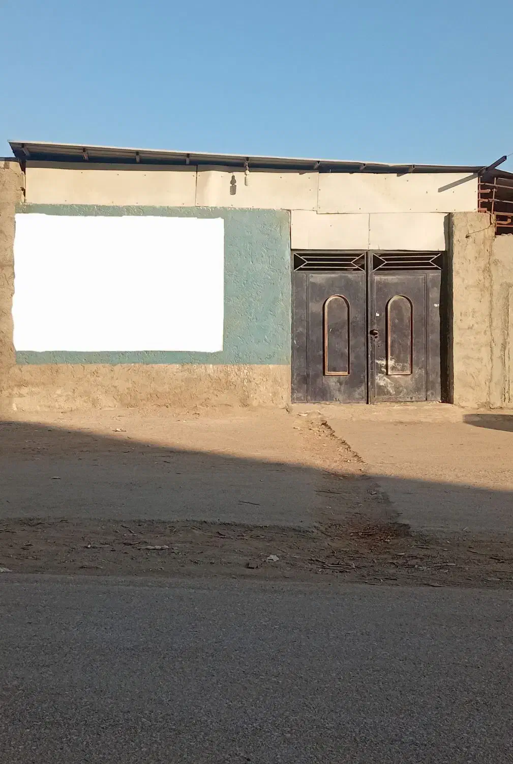 اجاره کارگاه ۲۰۰متری کامل مسقف گلشهر جنوبی|اجارهٔ مغازه و غرفه|بندرعباس, |دیوار