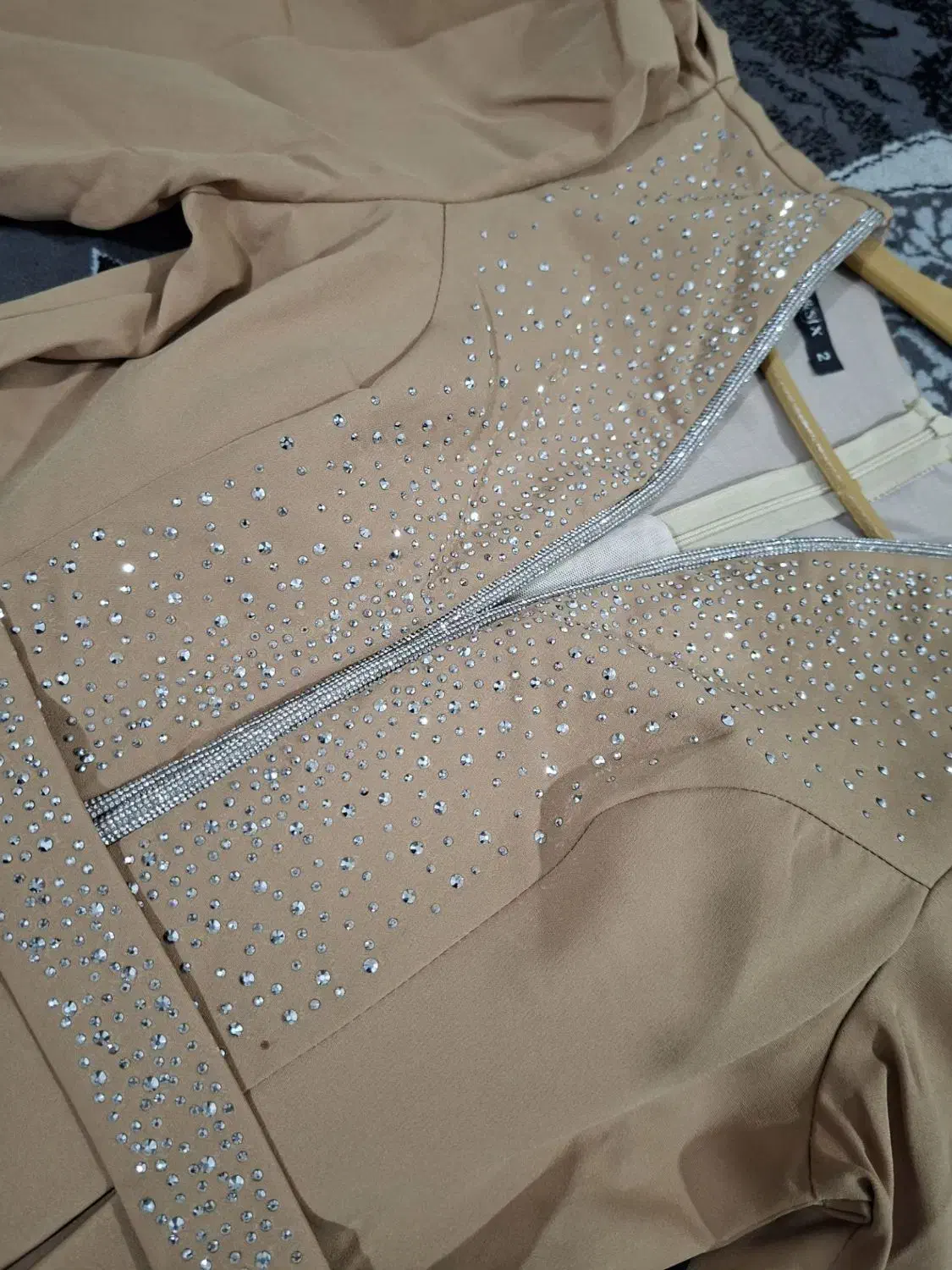 لباس نظامی و لباس مجلسی|لباس|زابل, |دیوار